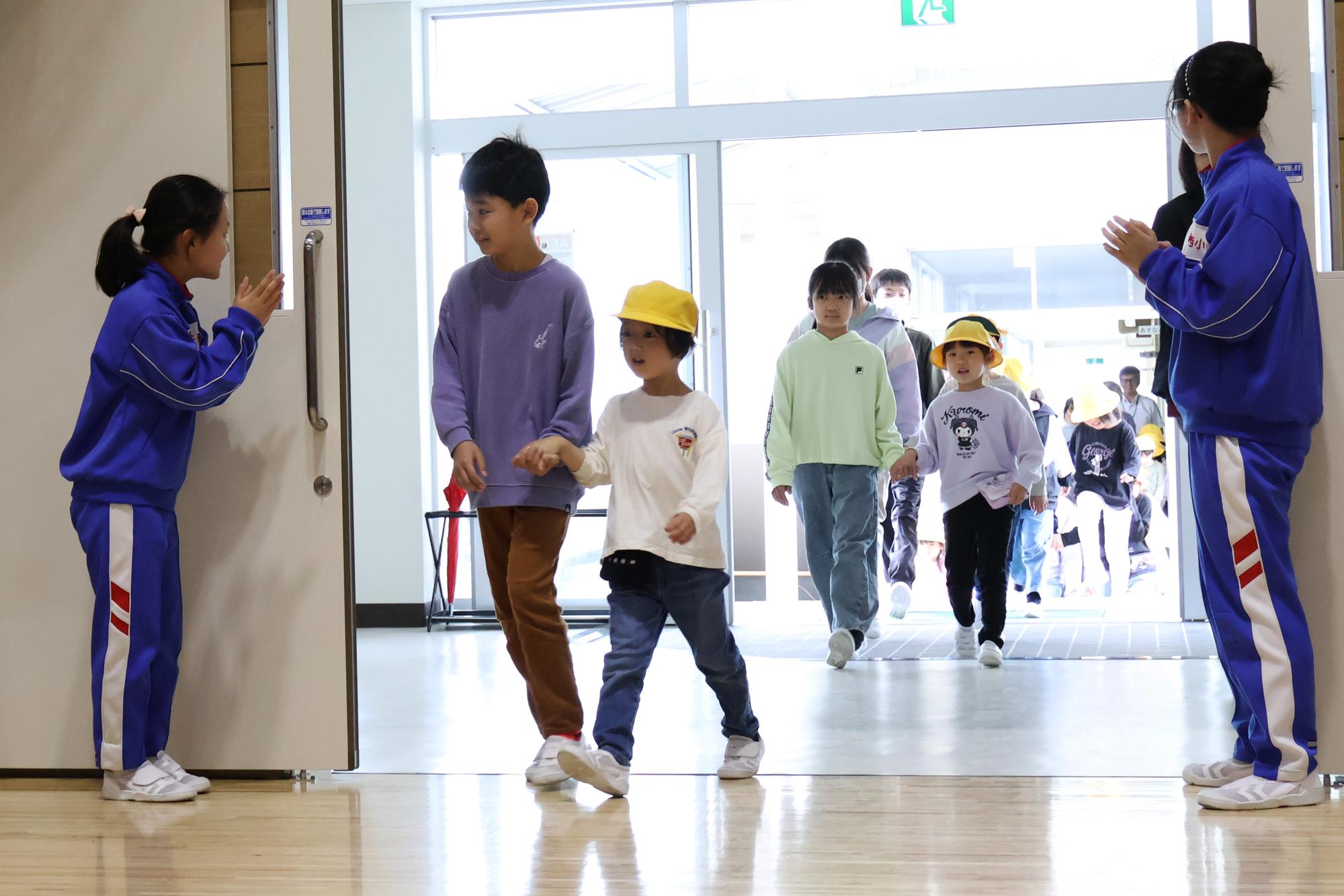 20250423竜王西小1年生を迎える会