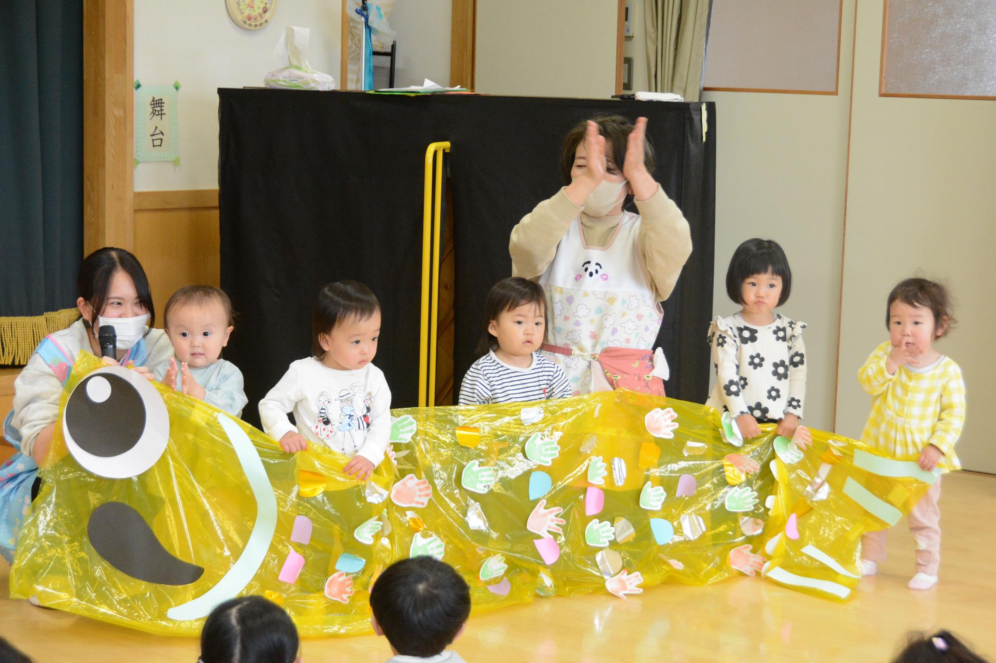 竜王中央保育園こいのぼり集会