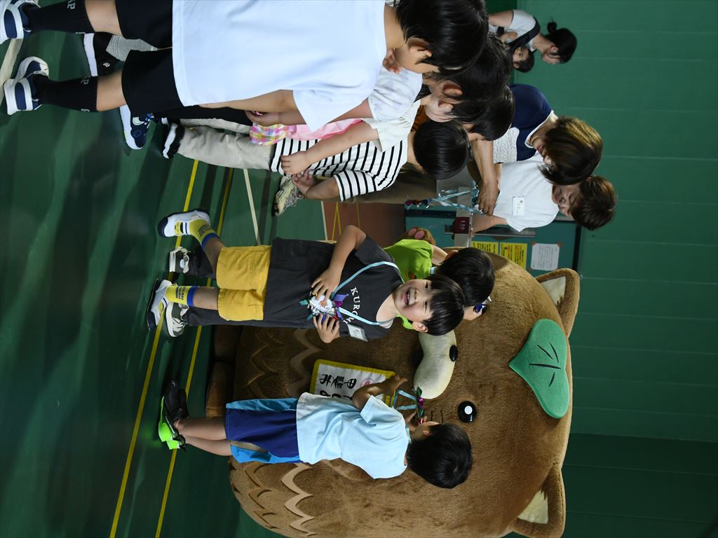 甲斐市キッズテニス教室は満員御礼