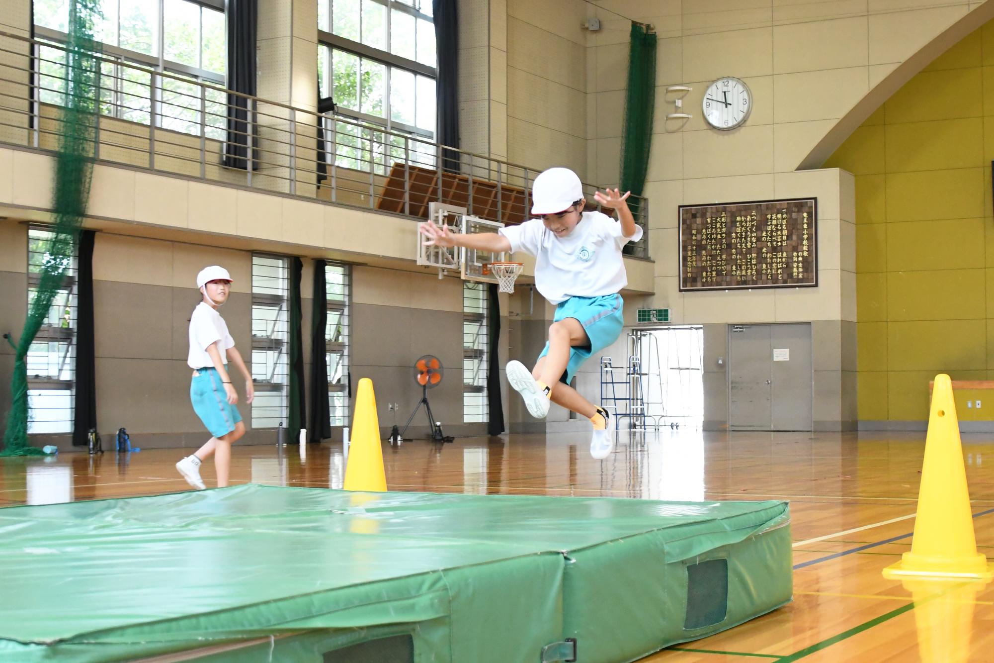 20250708竜王東小学校アスリート派遣事業
