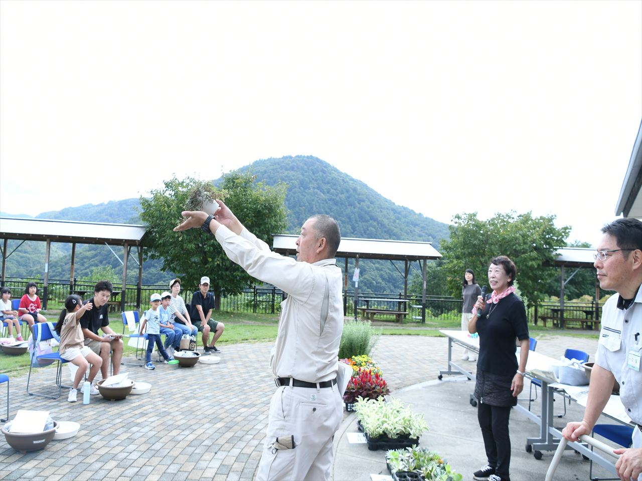 花の名前を説明
