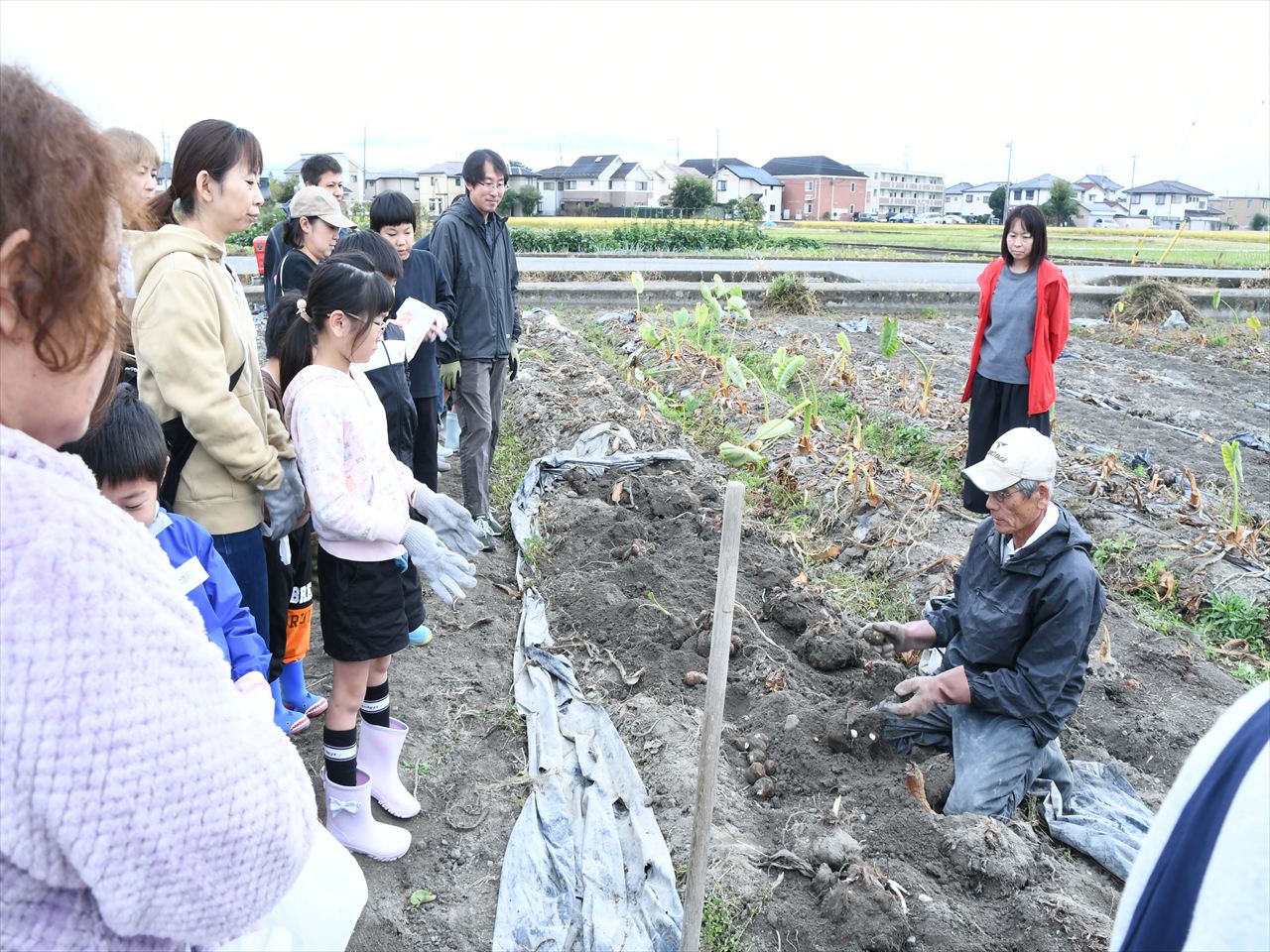 掘り方を教えてもらいます