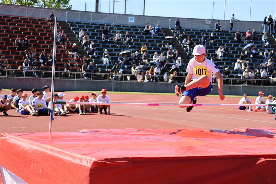 走り高跳び2