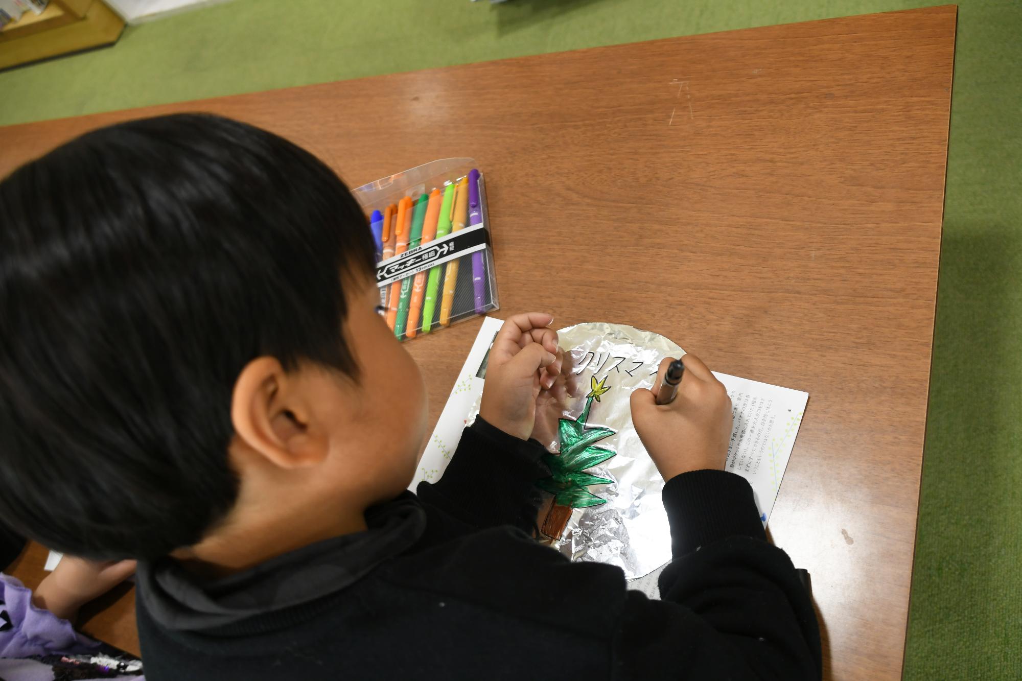 20251210敷島みなみ児童館クリスマスバルーン作り