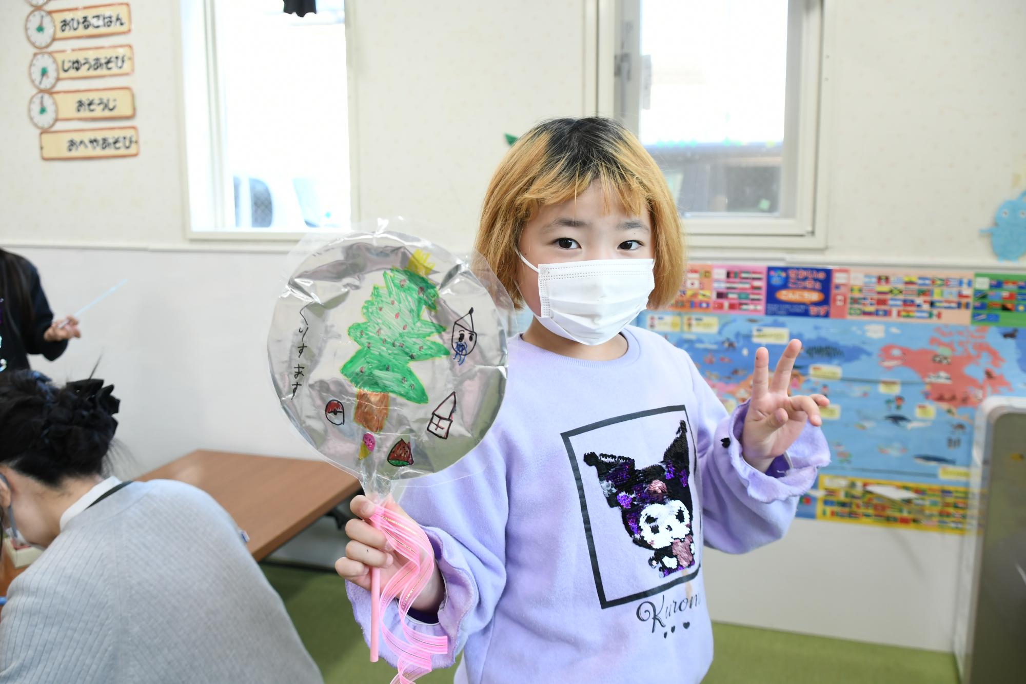 20251210敷島みなみ児童館クリスマスバルーン作り