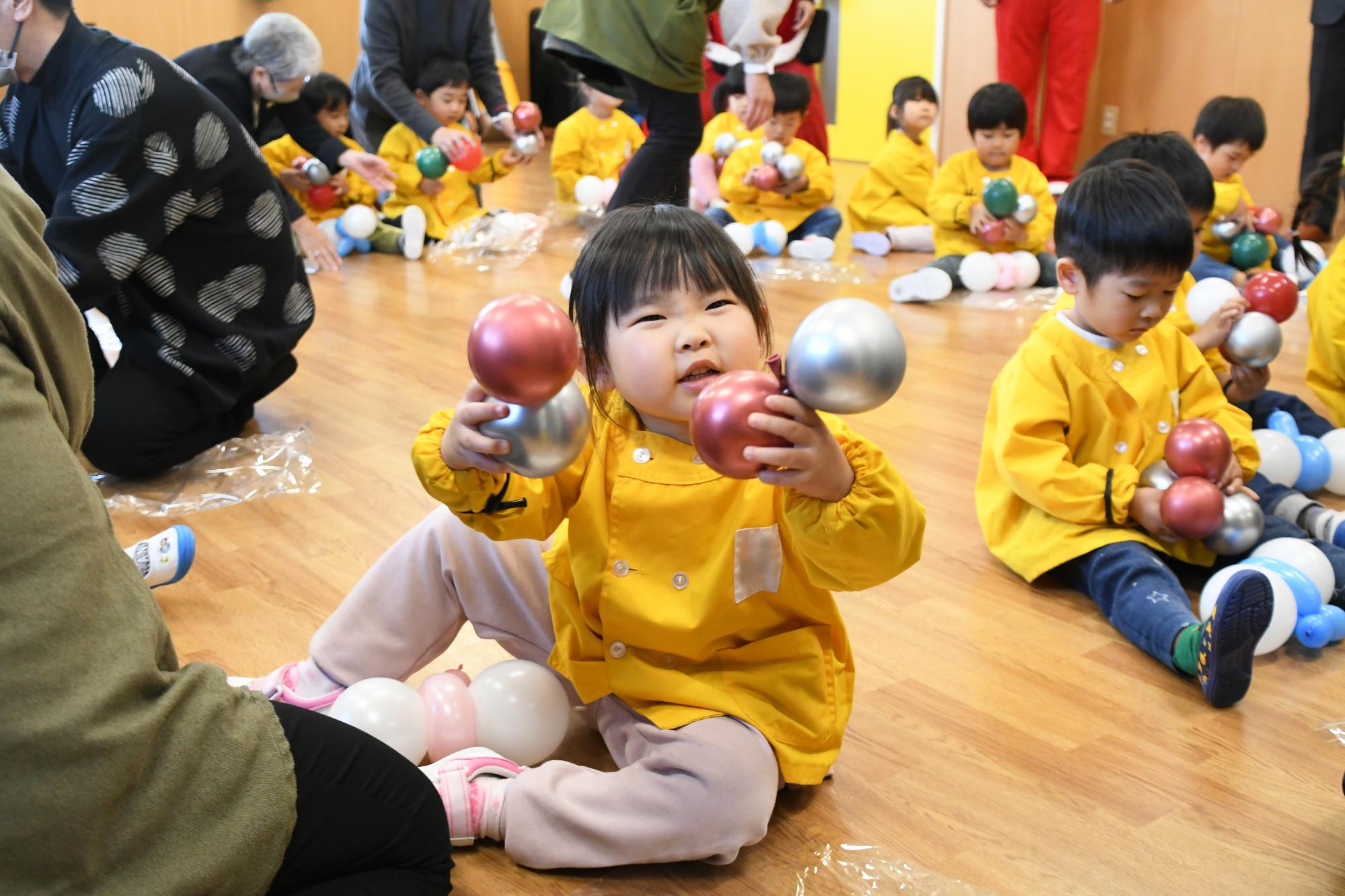 竜王北保育園バルーンがつないだ交流会