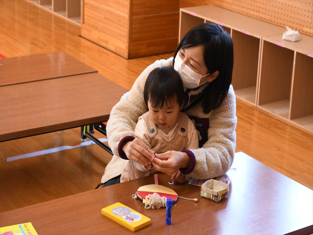 お母さんと作ります。