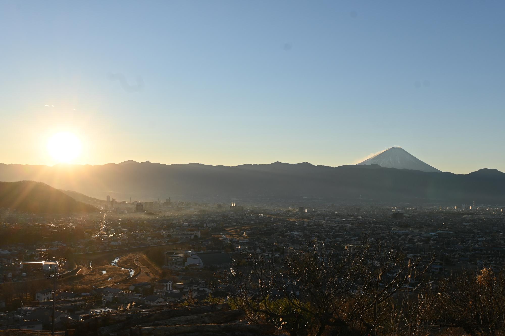 初日の出と富士山