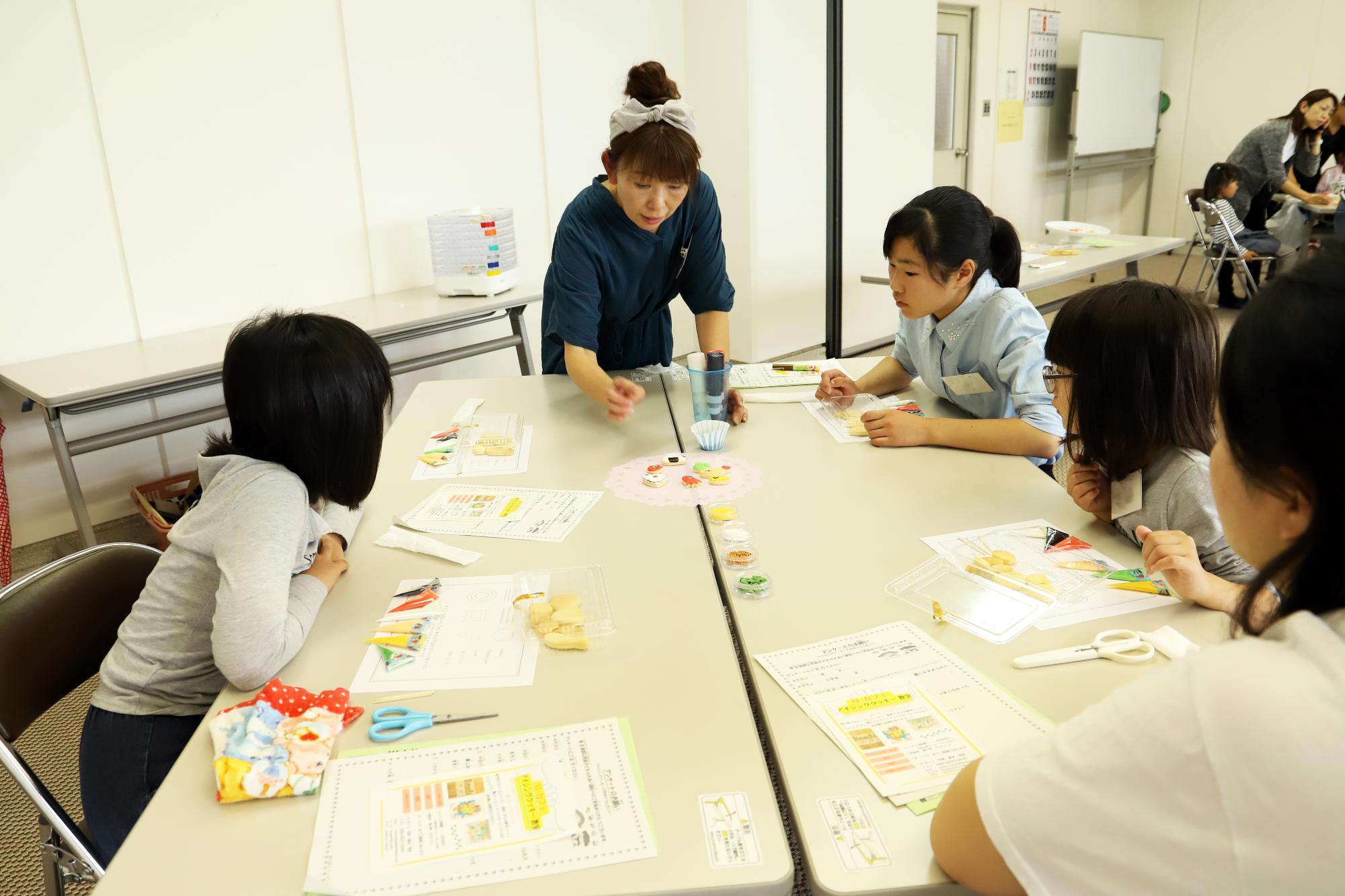 先生が丁寧に教えてくれます