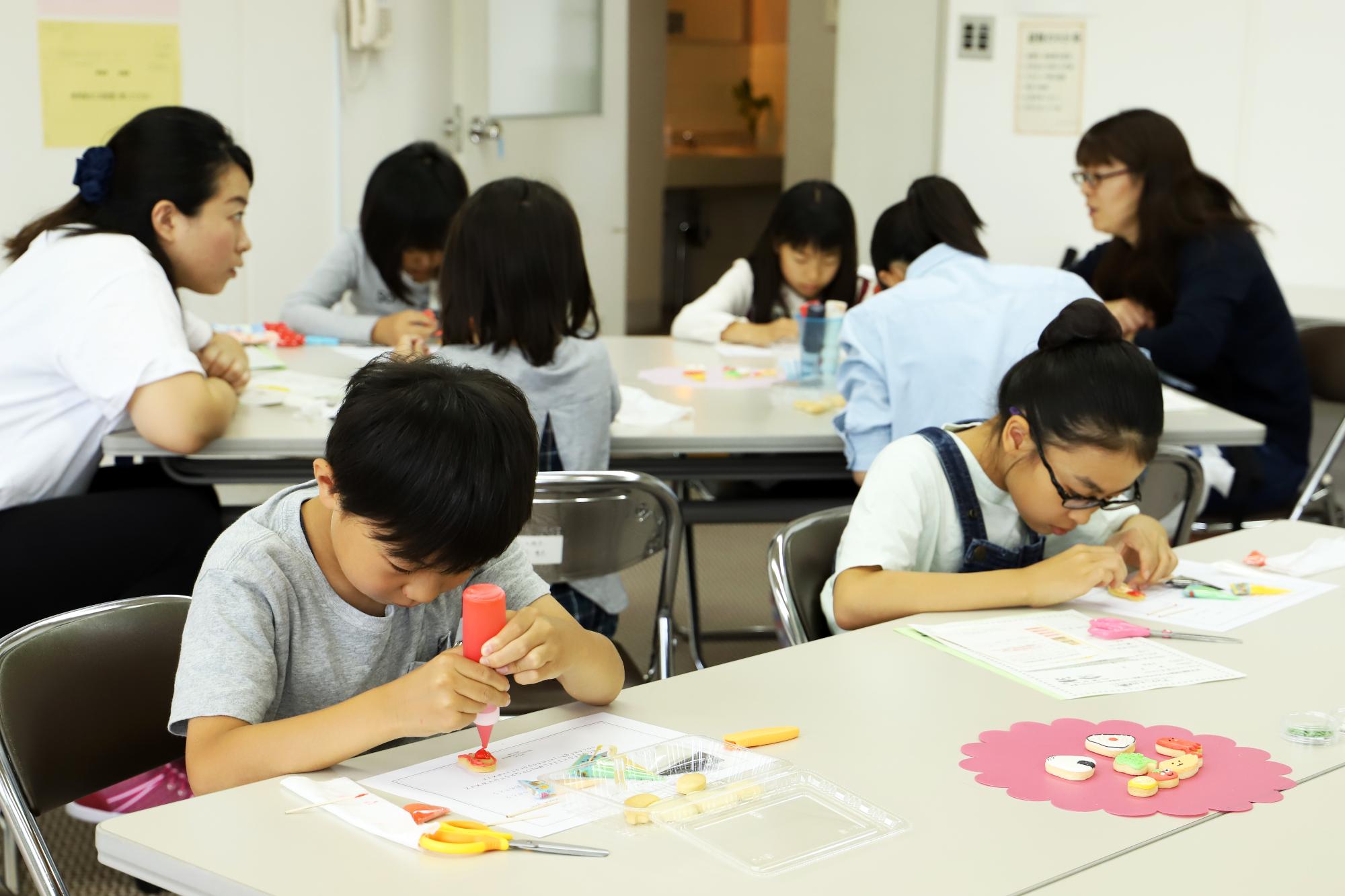 子ども達は夢中です