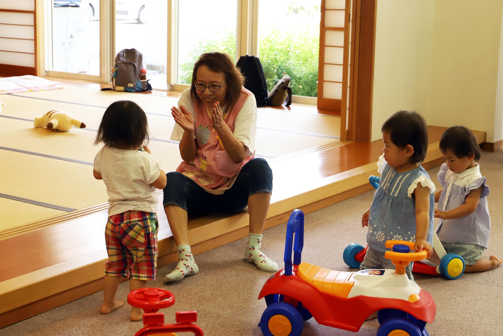 子どもと遊ぶボランティア