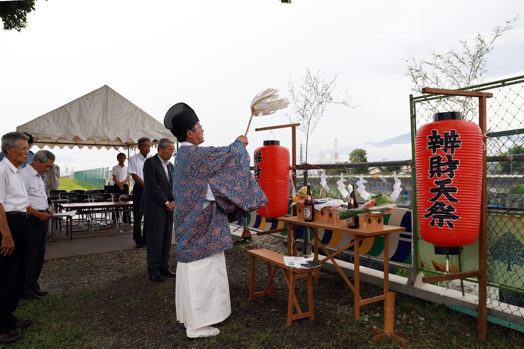 宮司が祈願してくれました