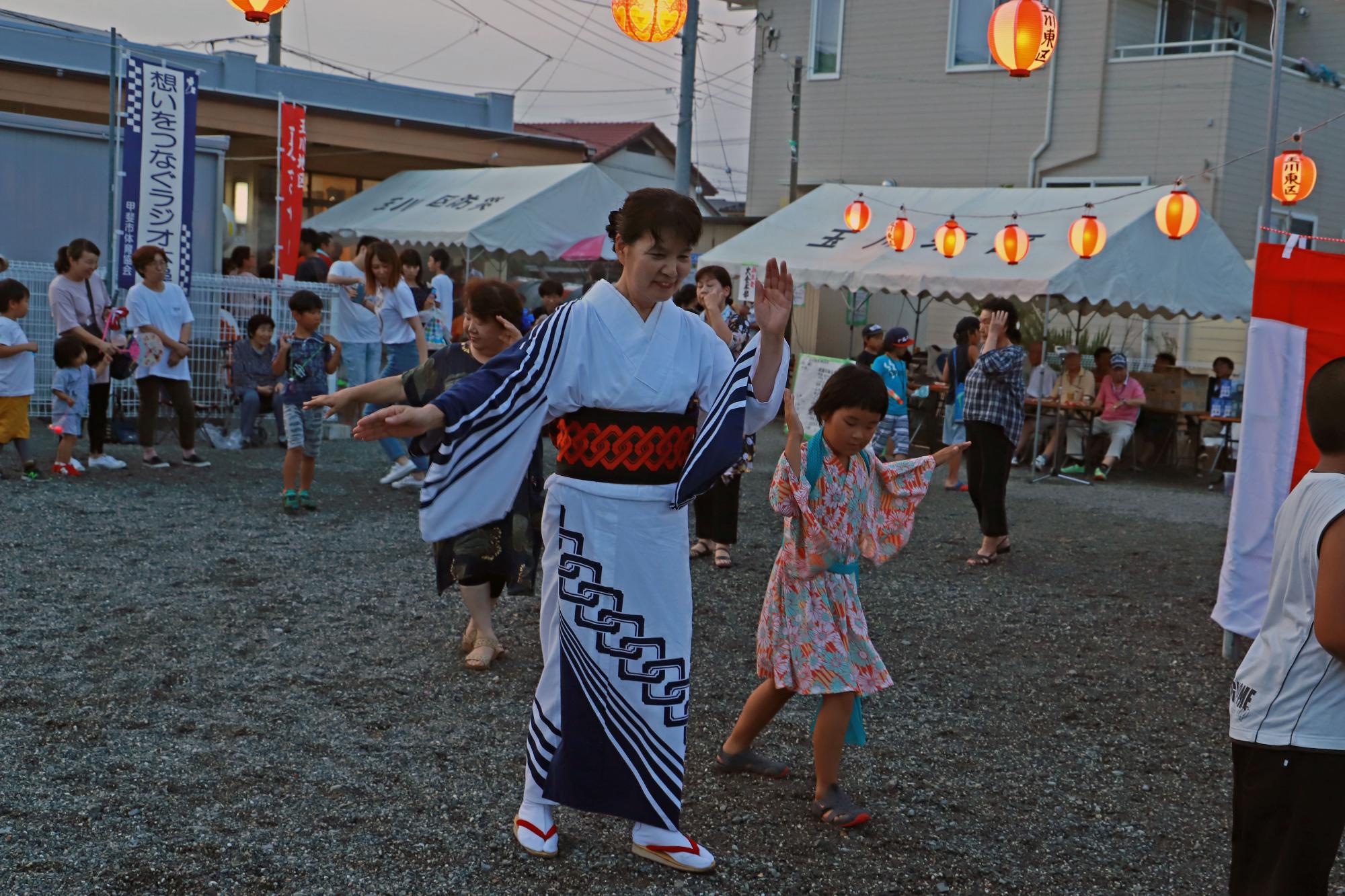 盆踊り