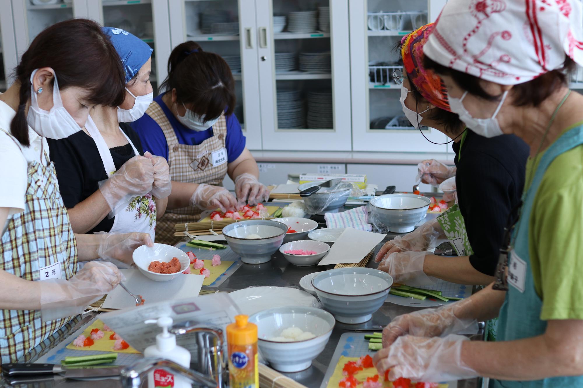 季節の飾り巻き寿司作り講座