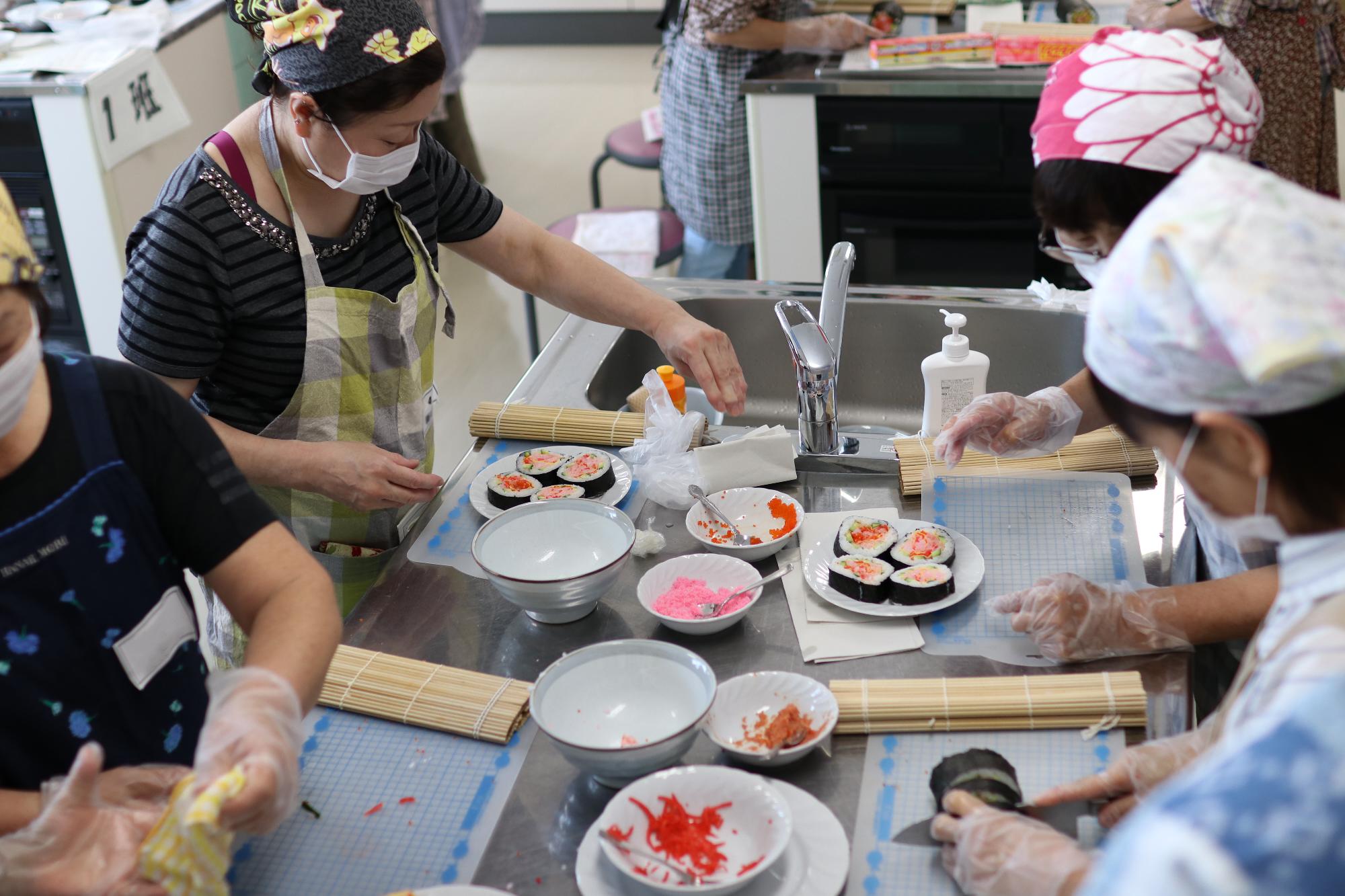 季節の飾り巻き寿司作り講座