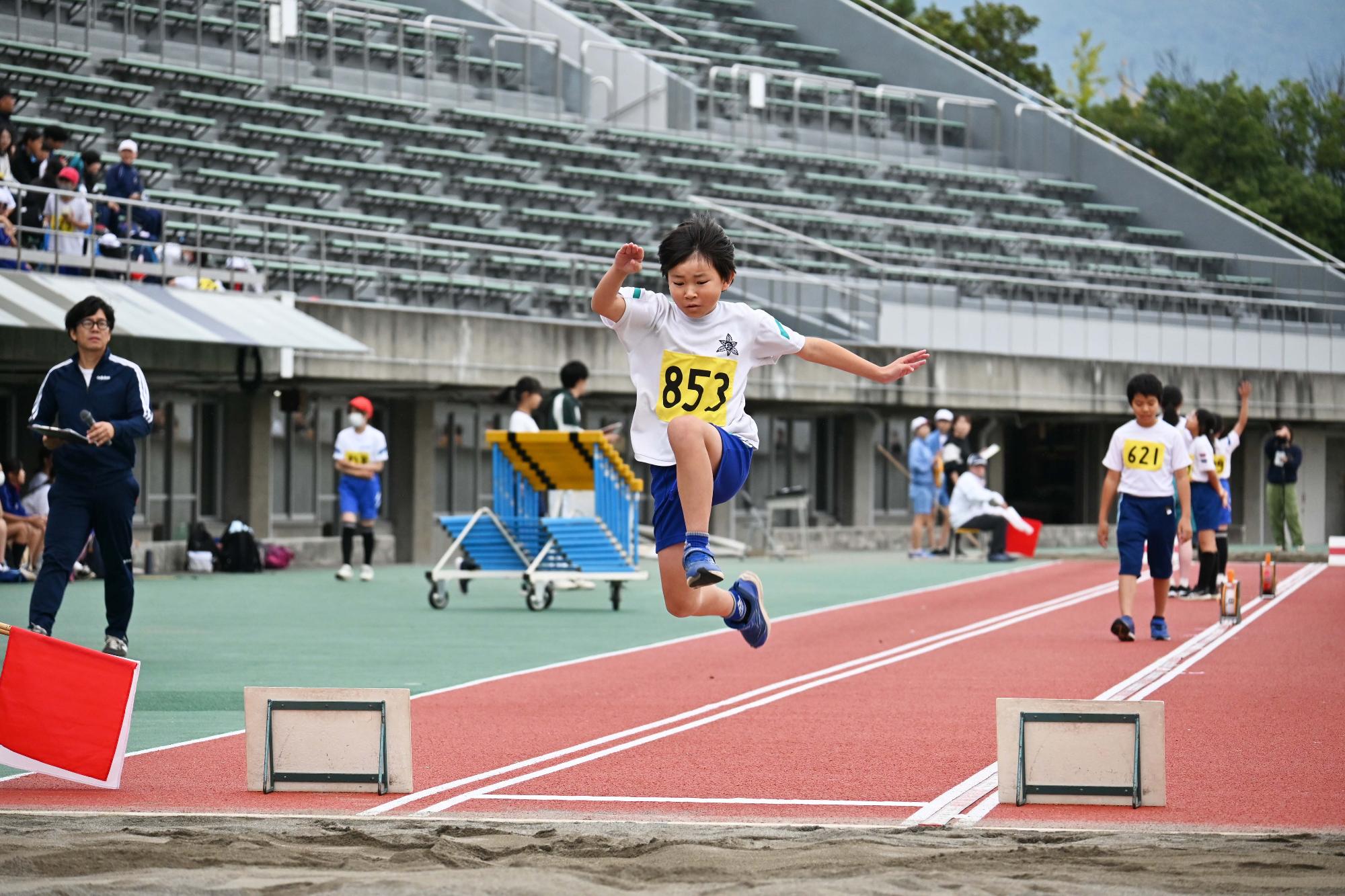 小学校陸上記録会2372