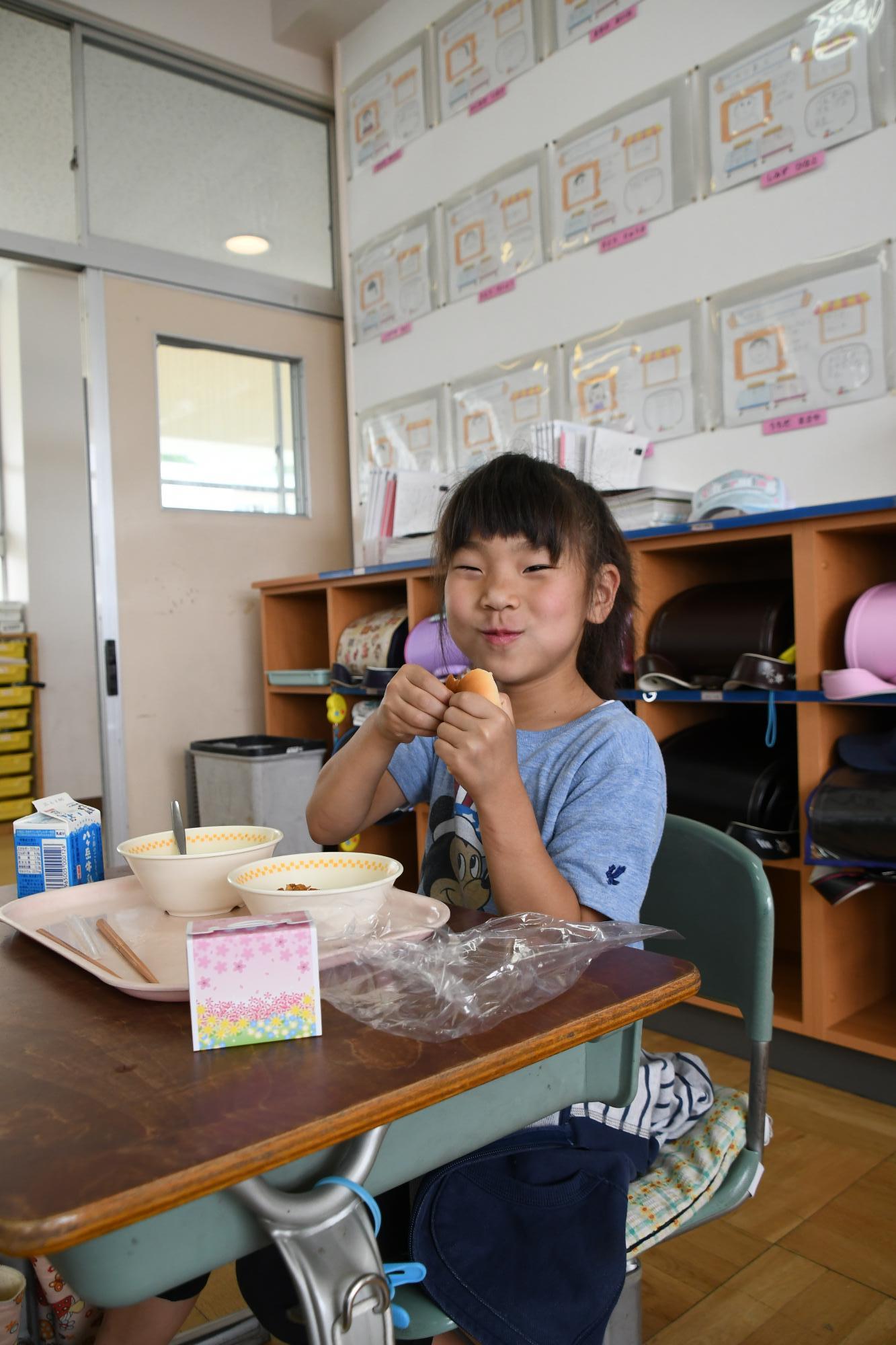 竜王北小学校の給食（2年生）3