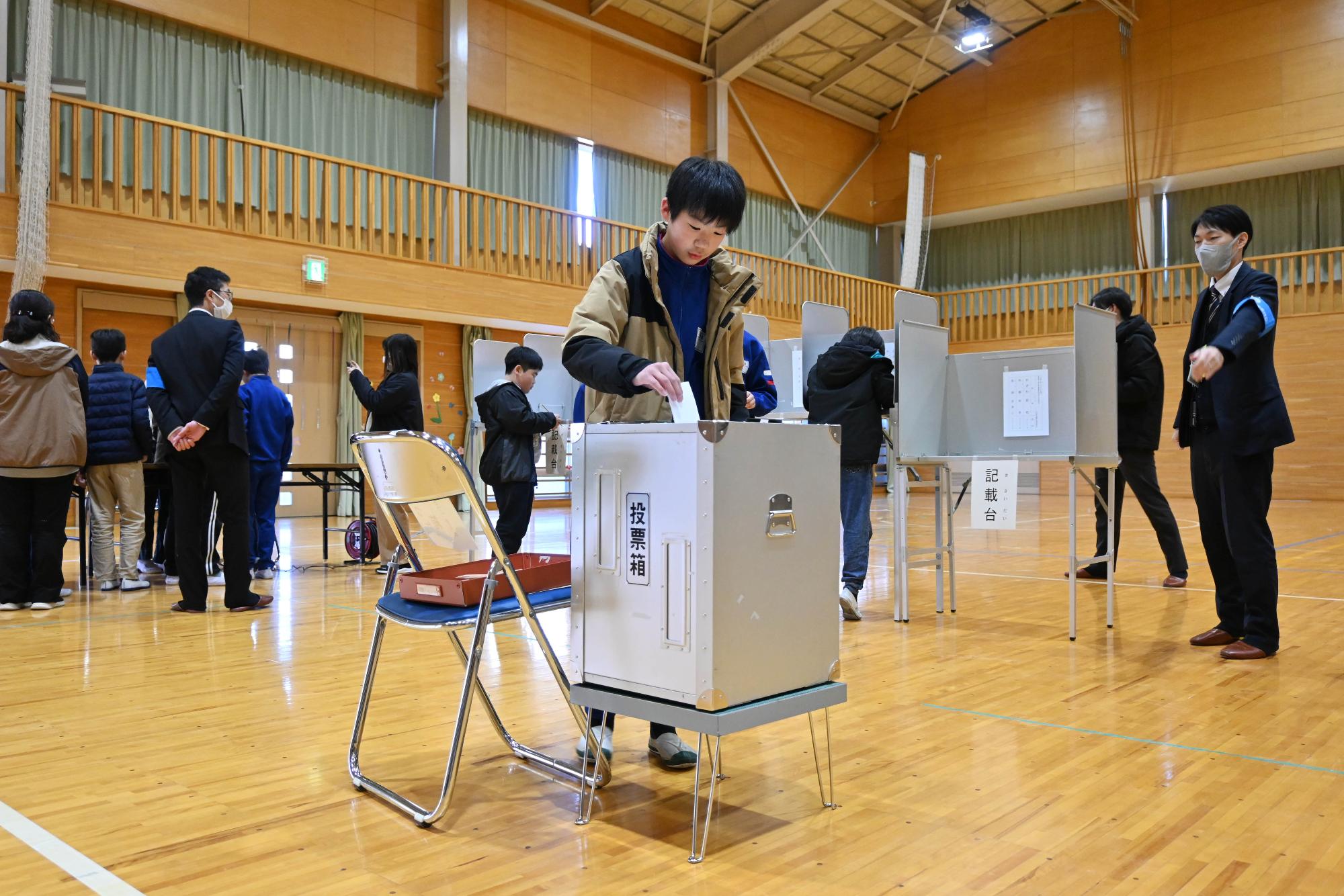 双葉西小選挙出前授業0102