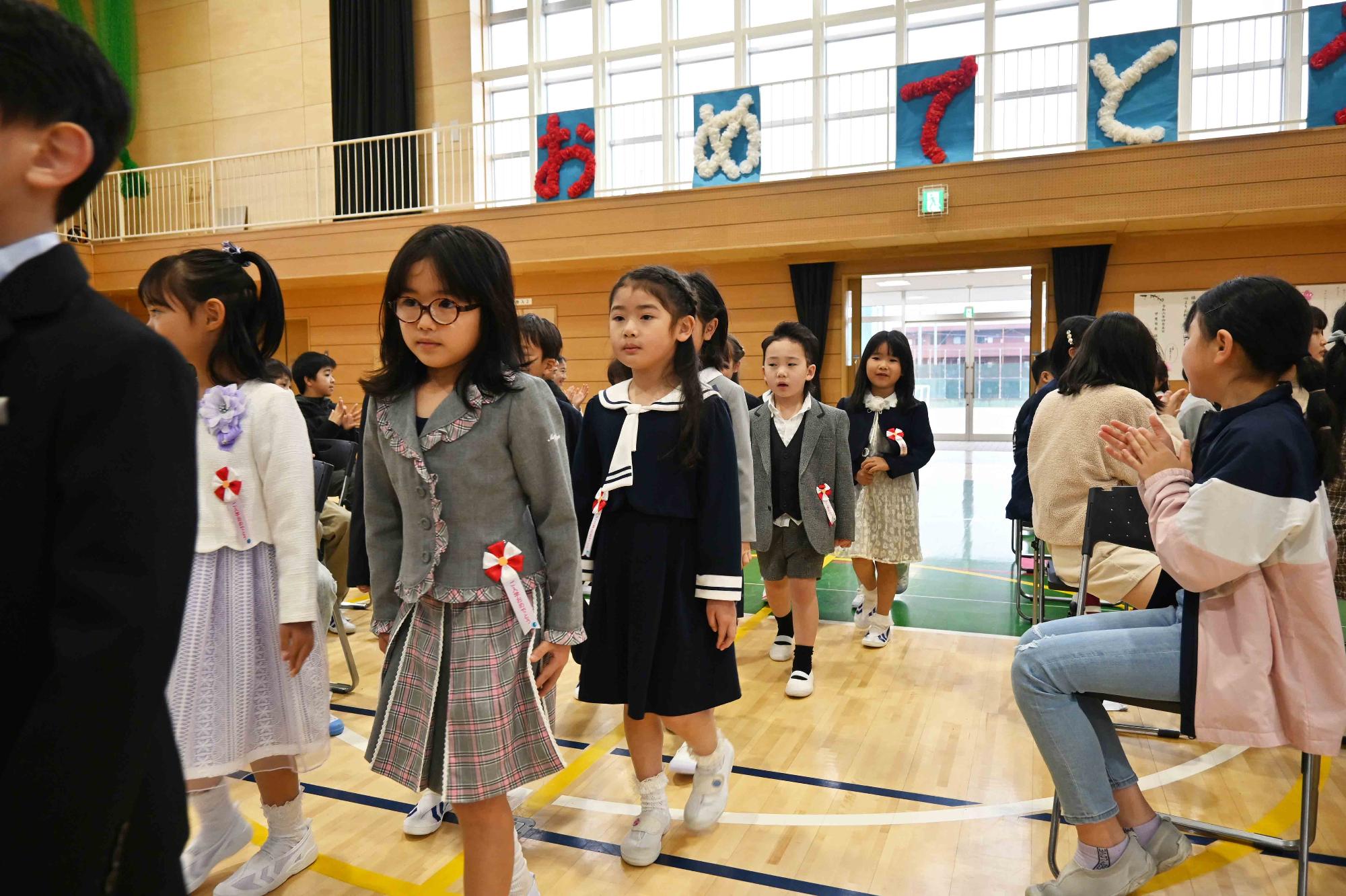 敷島南小入学式7701