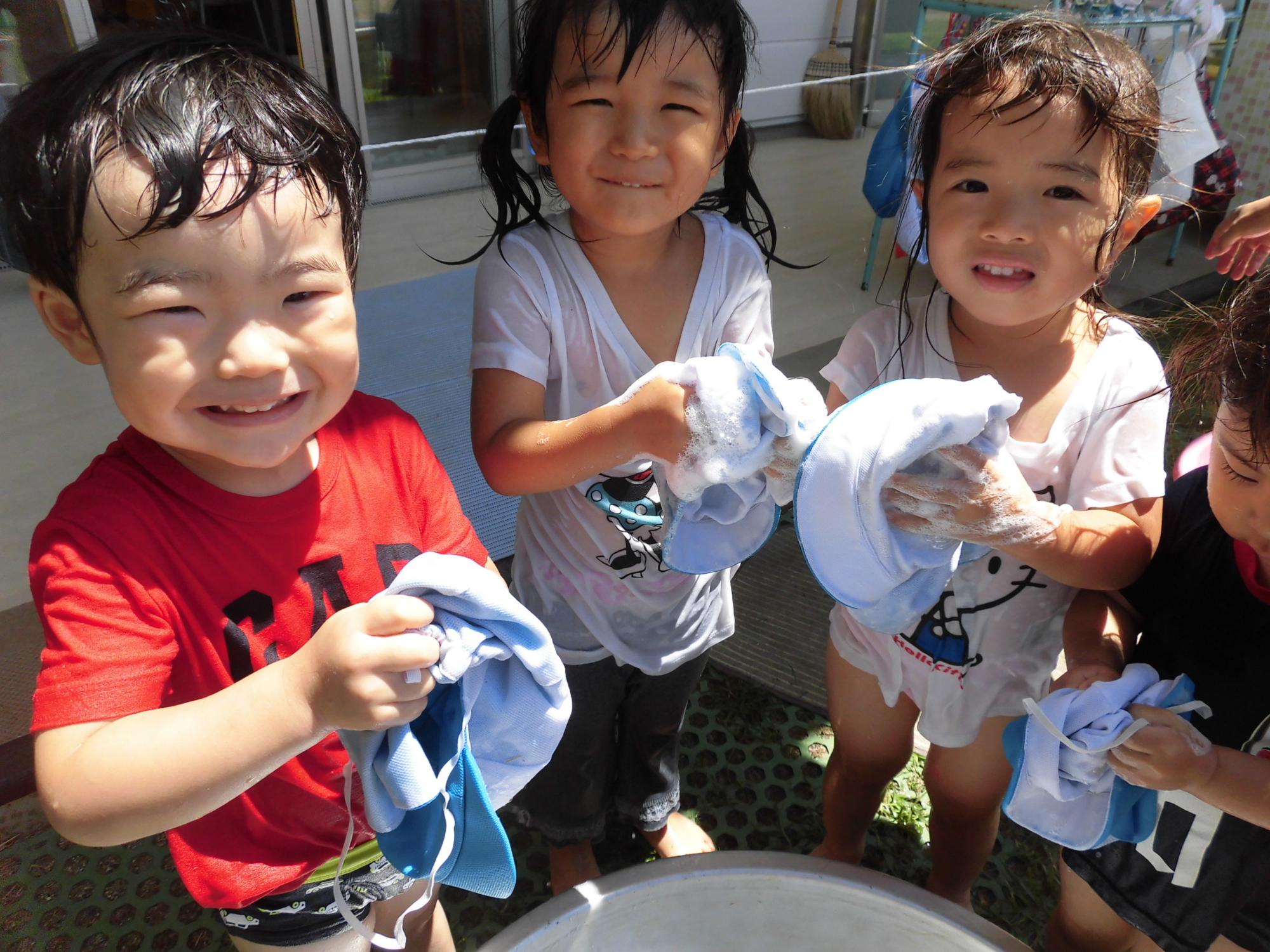 水遊び3歳児