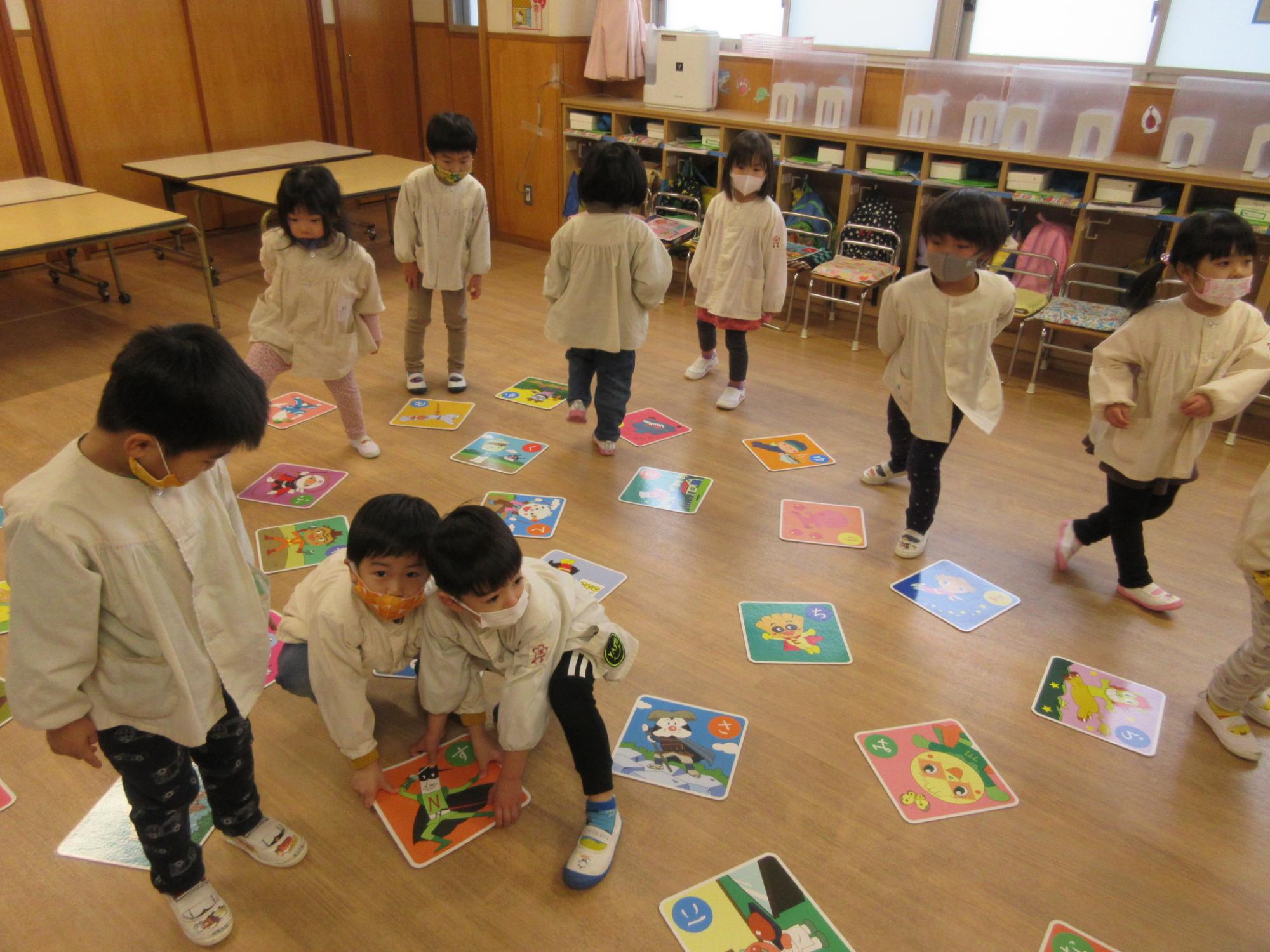 あお組 大型カルタ