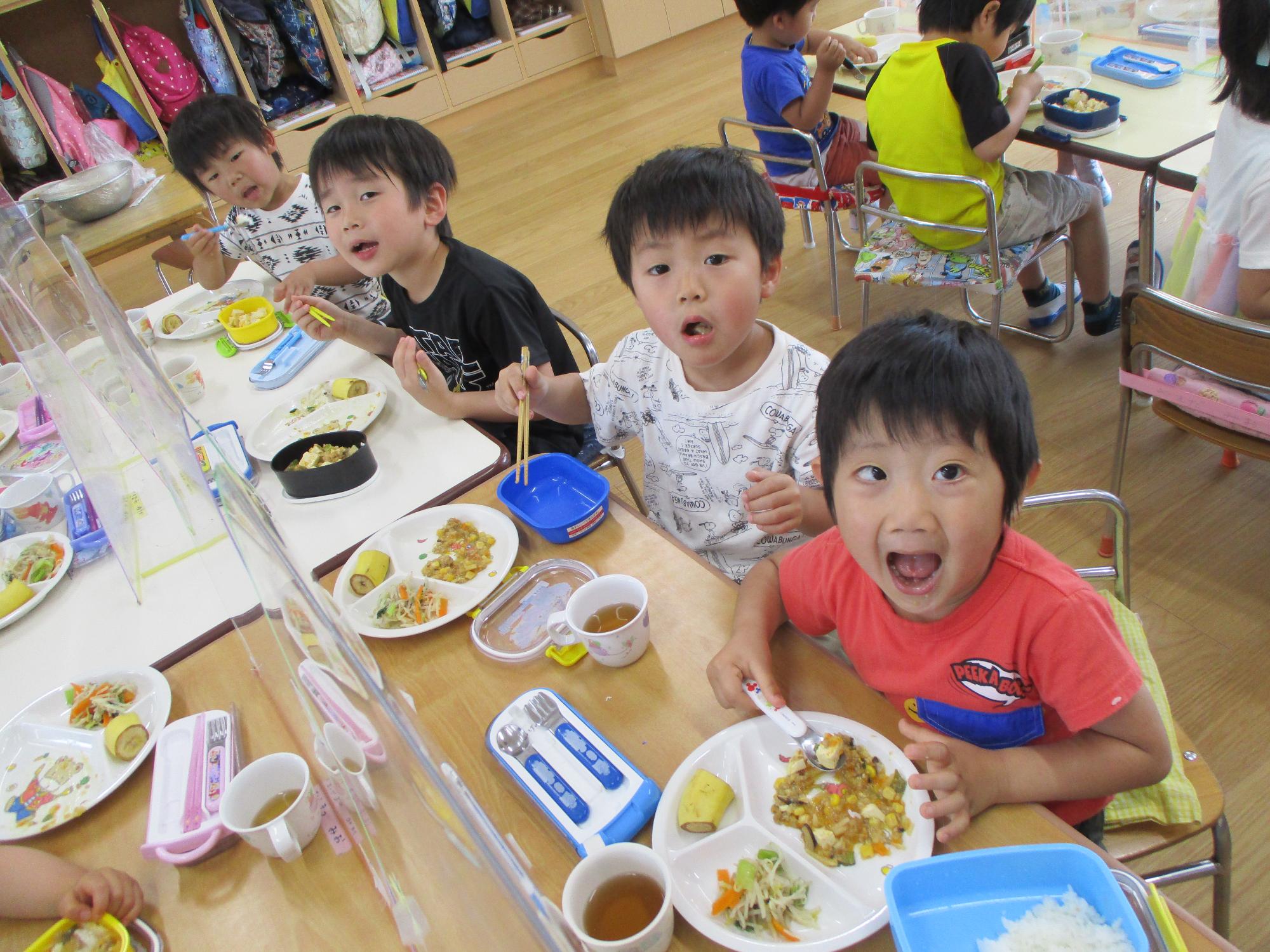 ばら組給食の時間