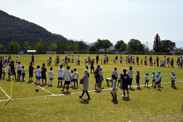 キッズサッカー交流大会の様子の写真2