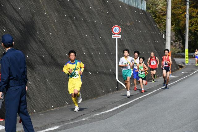 甲斐市駅伝大会 走っている選挙の写真3