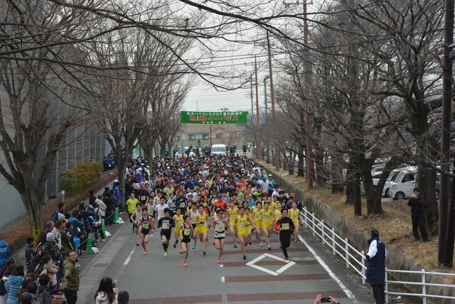 (写真)5キロメートルコースのスタート地点