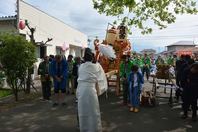 神事の様子の写真1