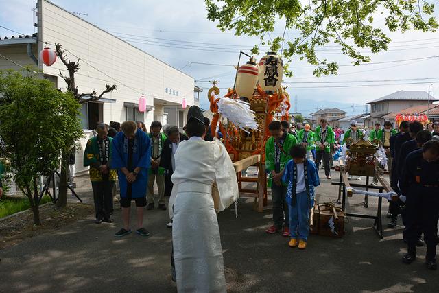 神事の様子の写真1