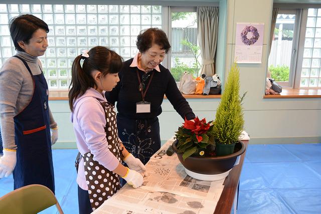 寄せ植え教室の様子の写真3