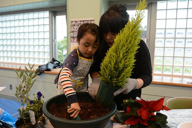 寄せ植え教室の様子の写真4