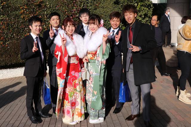 甲斐市成人式の様子の写真1