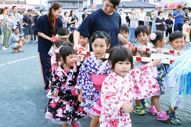 竜王西保育園夏祭りの様子の写真1