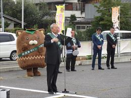 秋の交通安全運動開始式の写真