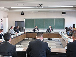 甲斐市行政改革推進委員会の写真