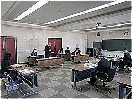 中巨摩医師会との初期救急医療体制の検討に係る代表者会議での市長の写真