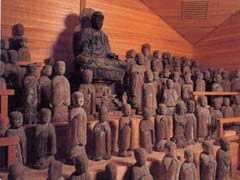 木造五百羅漢像の写真