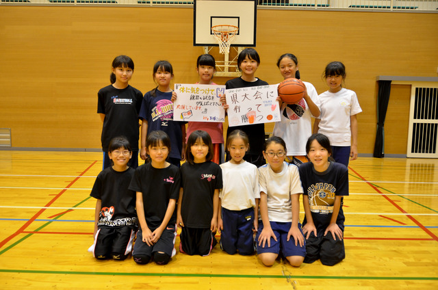 玉幡ミニバスケットボールスポーツ少年団の集合写真