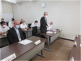 令和2年度一般会計ほか各特別会計決算審査開始式での市長の写真