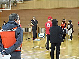 第43回赤十字奉仕団員等災害救護訓練での市長の写真