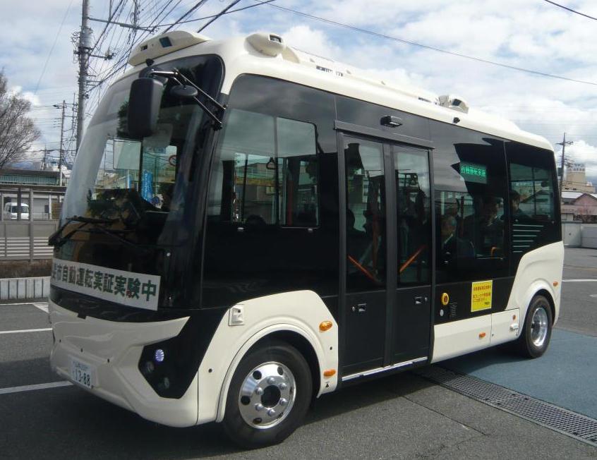 自動運転バス