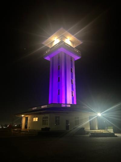 展望塔（パープル）