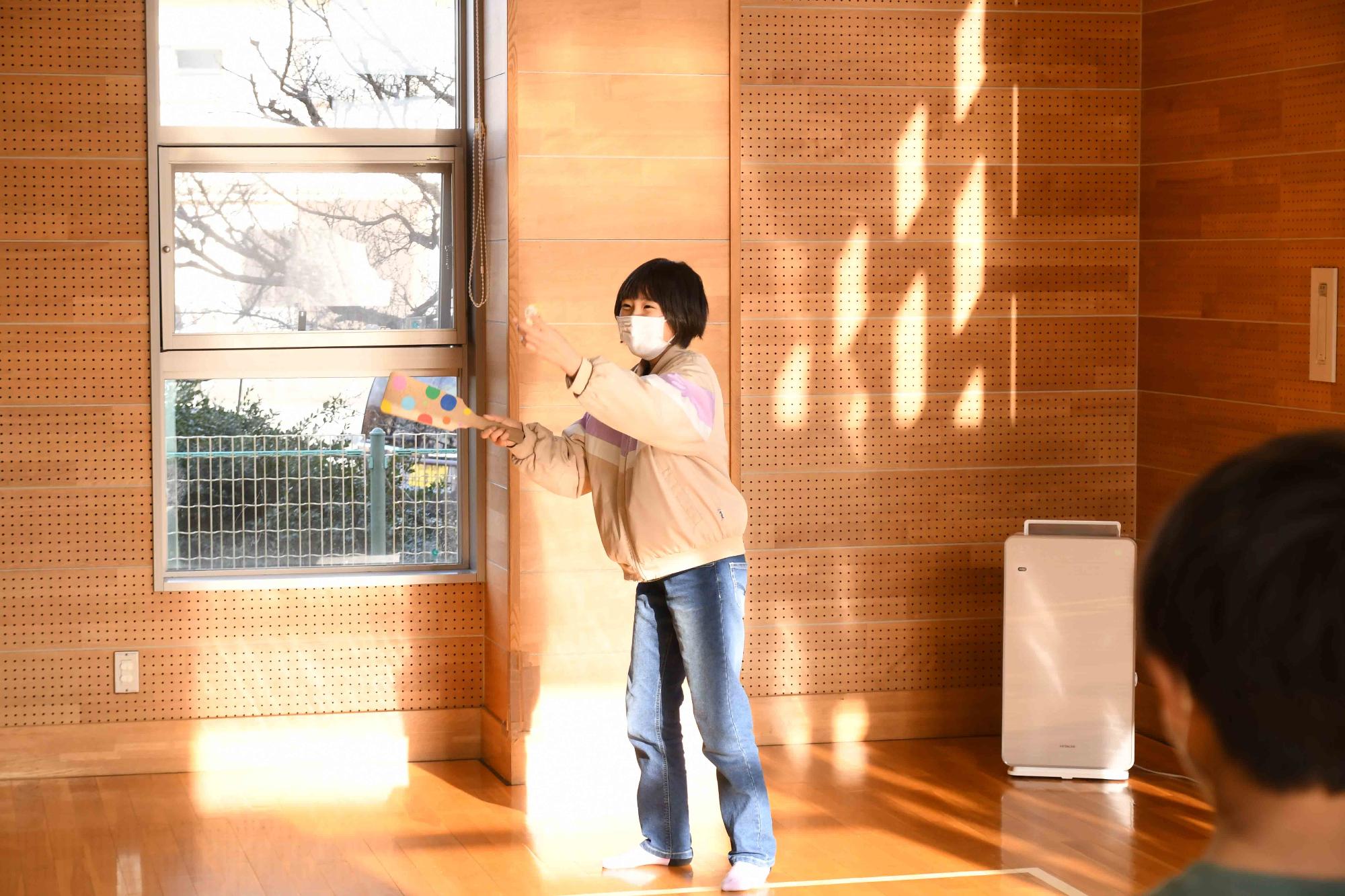 20240110玉幡児童館羽子板で遊ぼう13