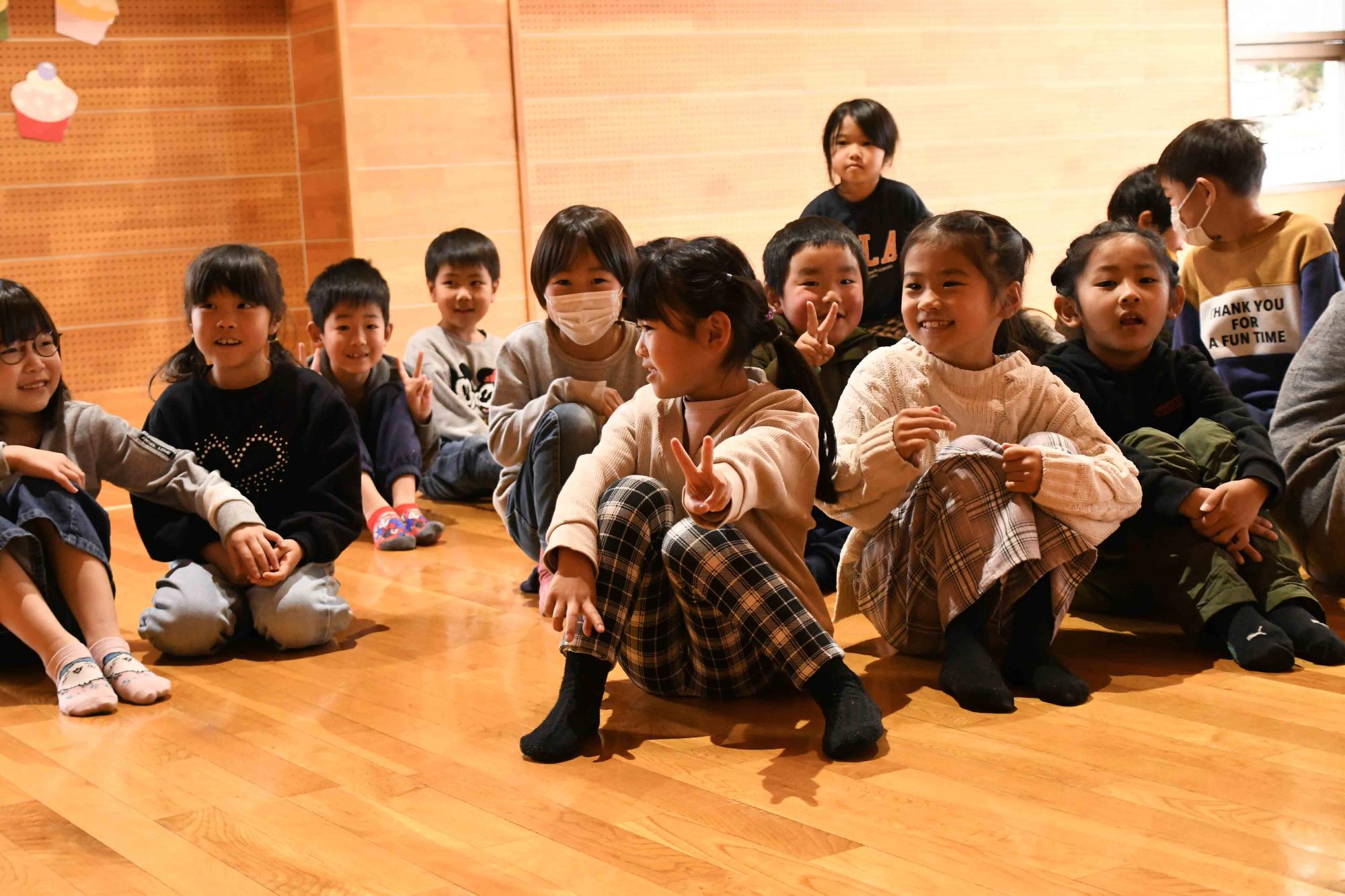 20240110玉幡児童館羽子板で遊ぼう15