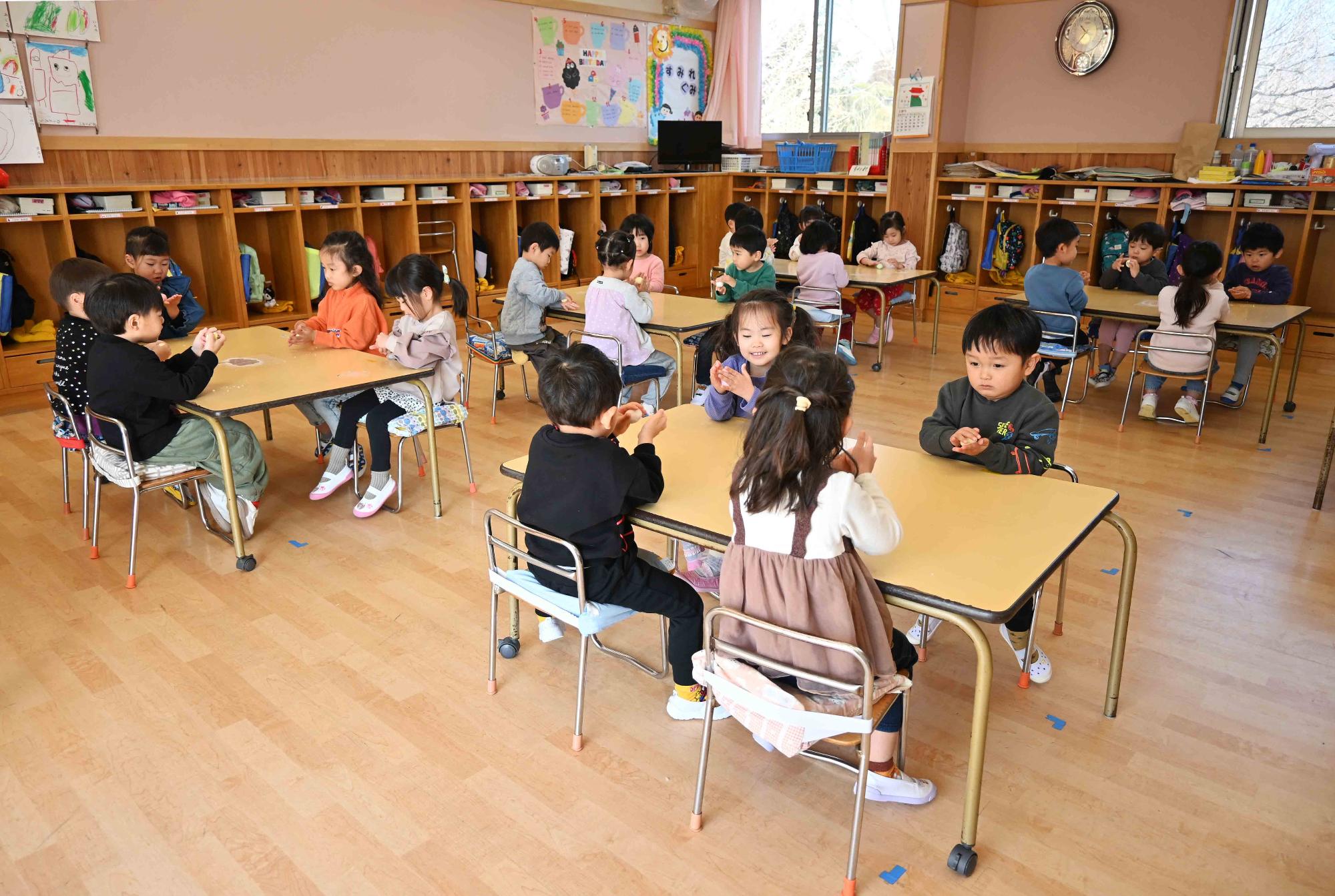 竜王東保育園まゆ玉2