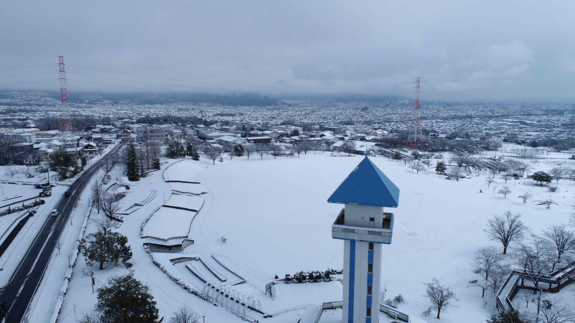 20240206市内に今年初めての積雪1