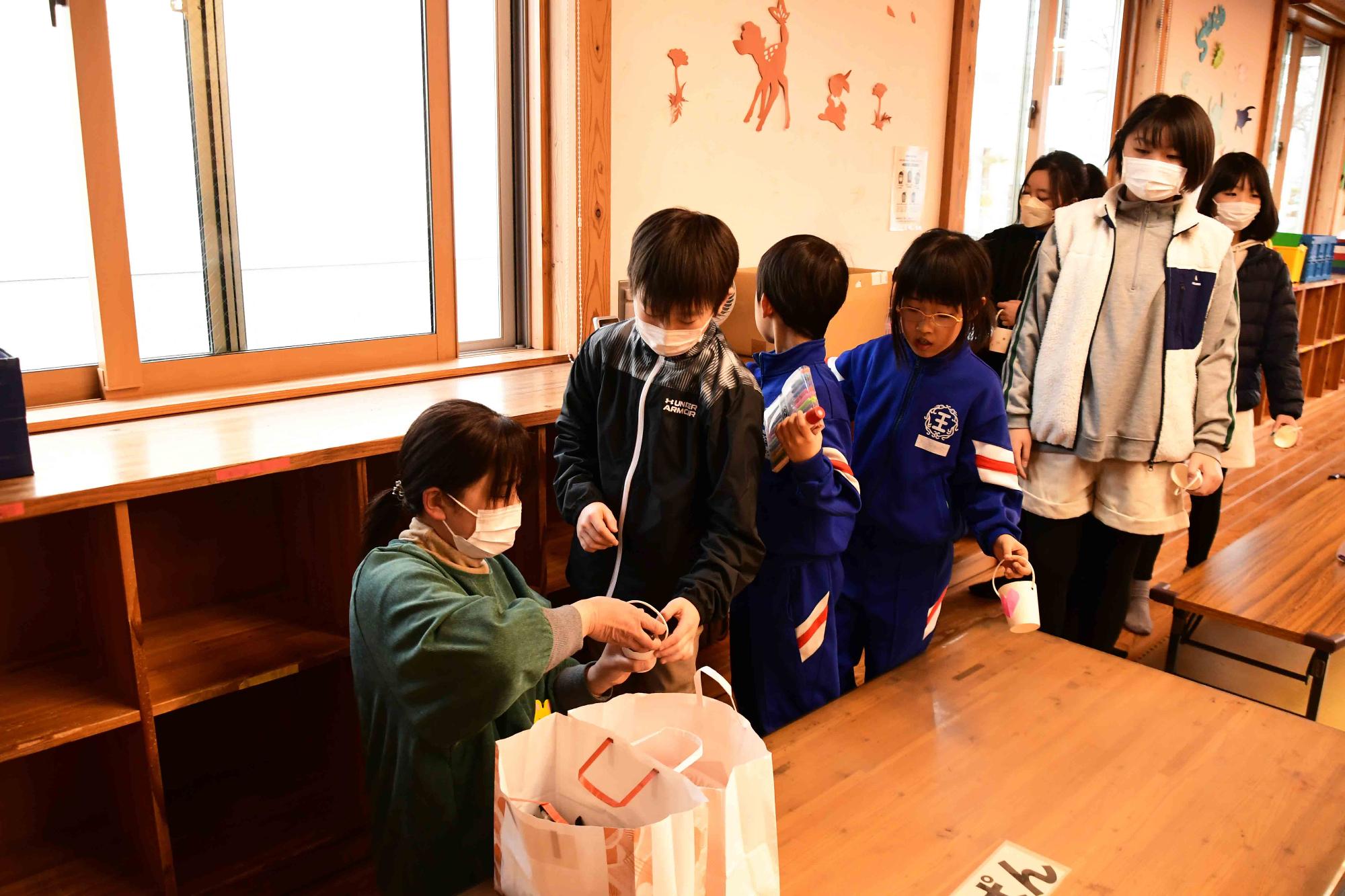 20240214竜王ふれあい館バレンタイン製作7