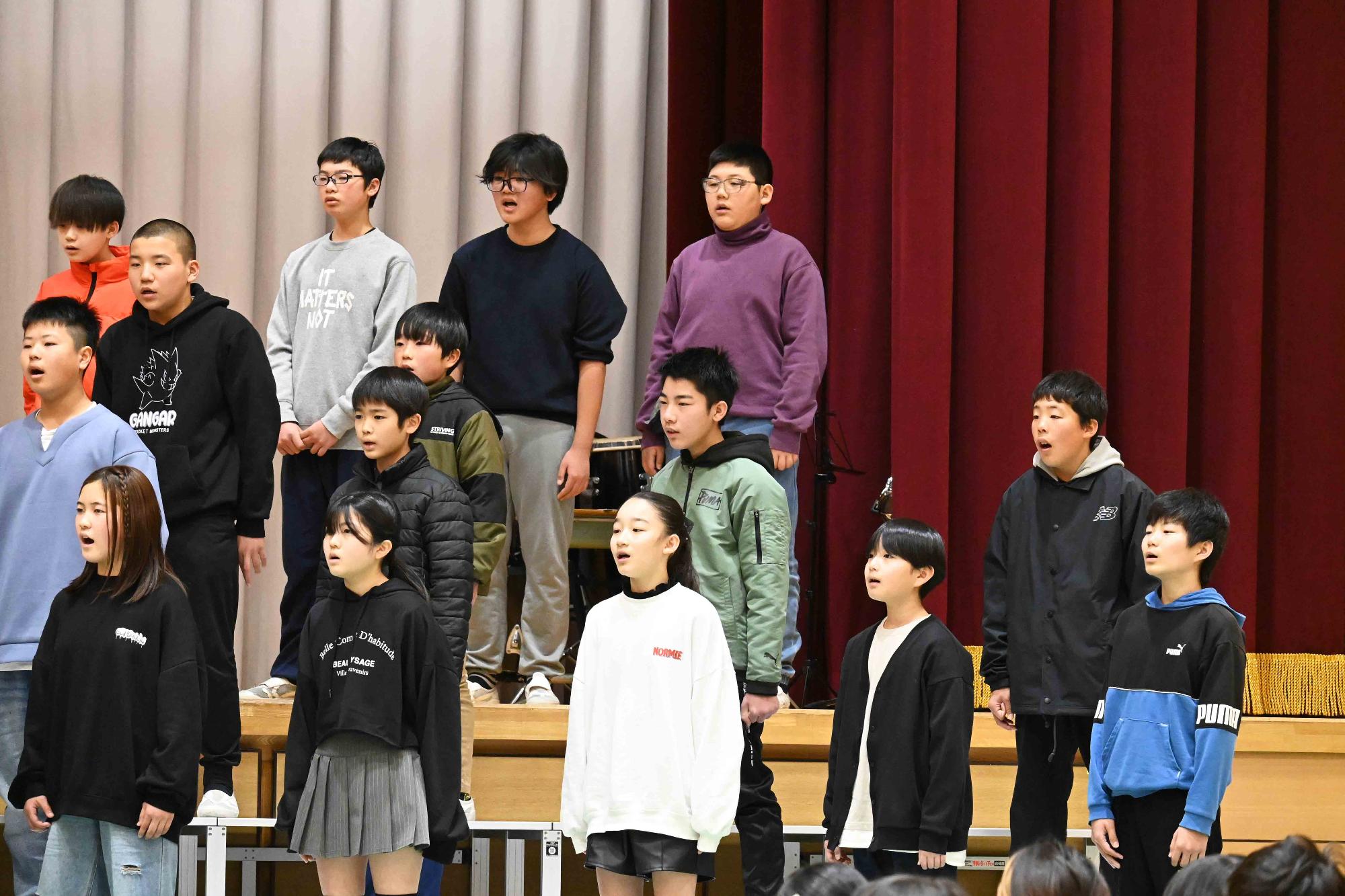 竜王小学校6年生を送る会32